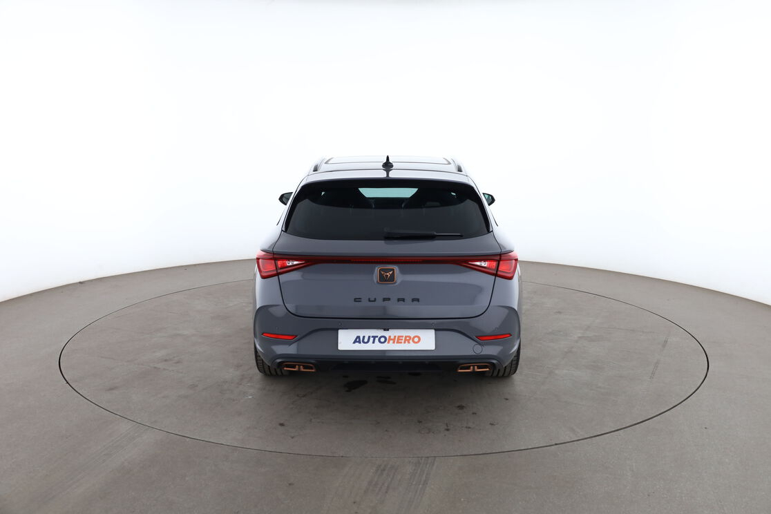Cupra Leon Sportstourer 1.4 e-Hybrid DSG6 — photo 4