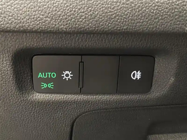 Skoda Octavia combi 2.0 tdi 150 ch scr dsg7 — photo 20