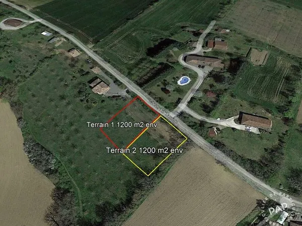 Terrain 1200 m²