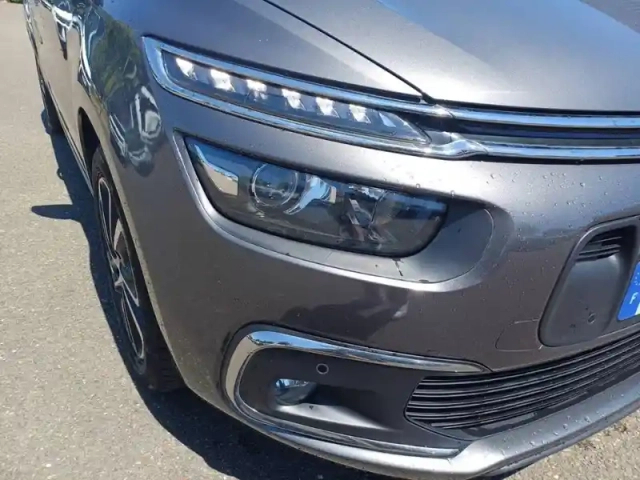 Citroën C4 grand  spacetourer bluehdi 130 s&amp;s eat8 — photo 16