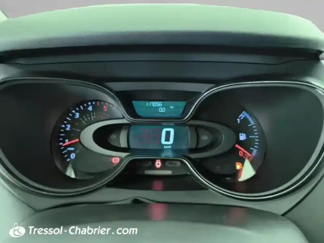 Renault Captur dci 90 intens — photo 14