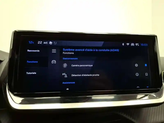 Peugeot 2008 hybrid 136 e-dcs6 — photo 32