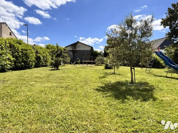 Terrain 533 m²