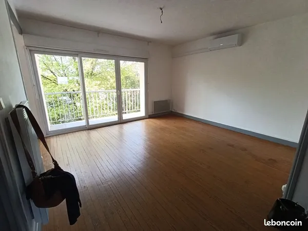 T3 71,57 m² - Balcon, garage, climatisation - Montendre