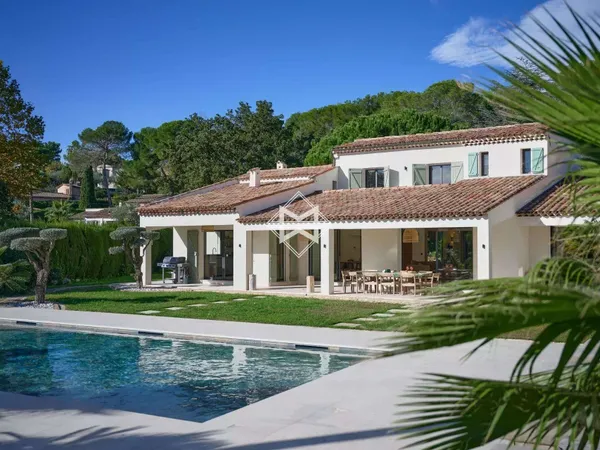 Villa 370 m²