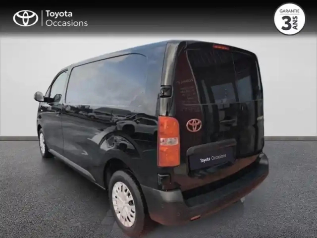 Toyota Proace medium 2.0 d-4d 180 business bva rc23 — photo 2