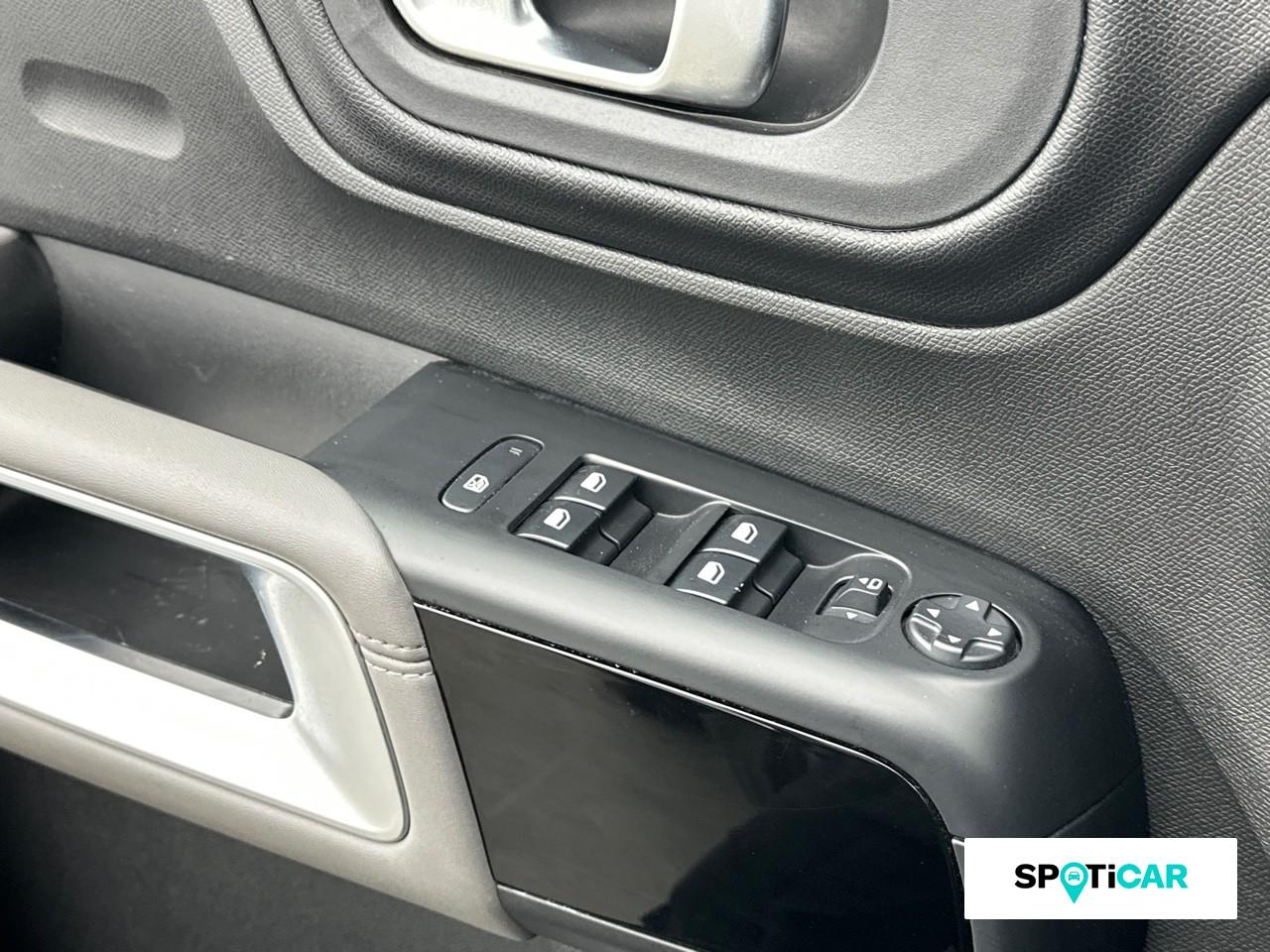 Citroën C5 Aircross bluehdi 130ch s&s shine eat8 — photo 16