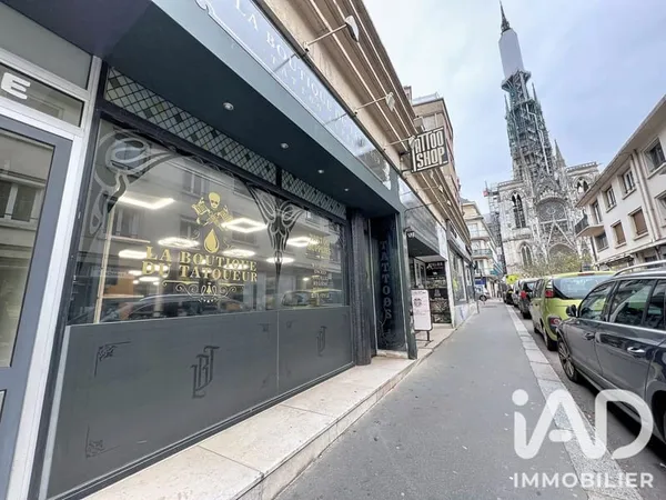 Vente Boutique/Local commercial 272 m²
