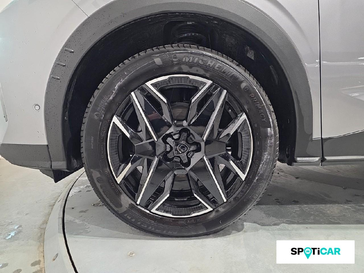 Peugeot 3008 hybrid 145 e-dcs6 gt — photo 11