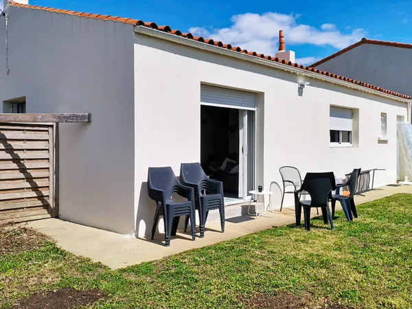 Maison Les Sables D Olonne Pièces franches 74 m² hab 2 chambres jardin garage proche centre ville
