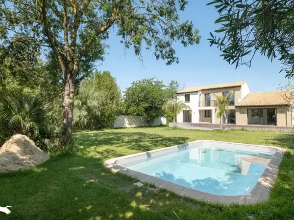 Maison 6 pièces 217 m²