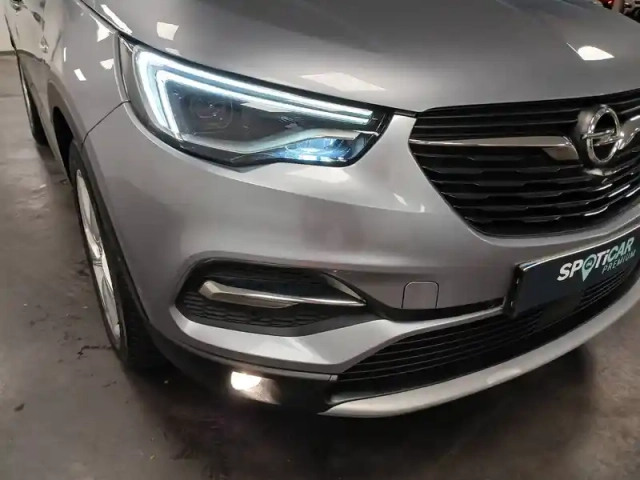Opel Grandland X hybrid 225 ch bva8 — photo 32