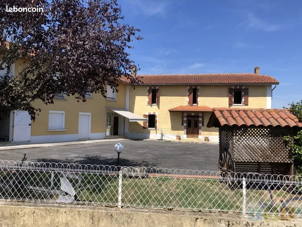 Maison 6 pièces 223 m²
