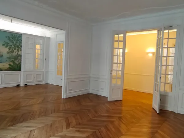 Vends Appartement 147m² - Victor Hugo / Lalo - Paris 16e