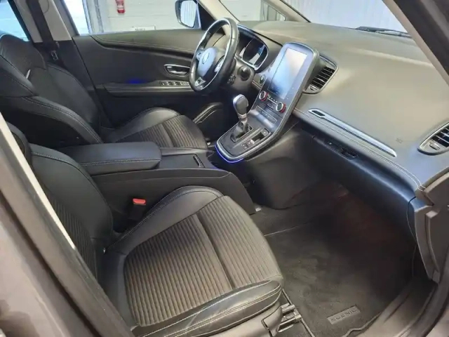 Renault Scenic grand  tce 160 energy edc — photo 13