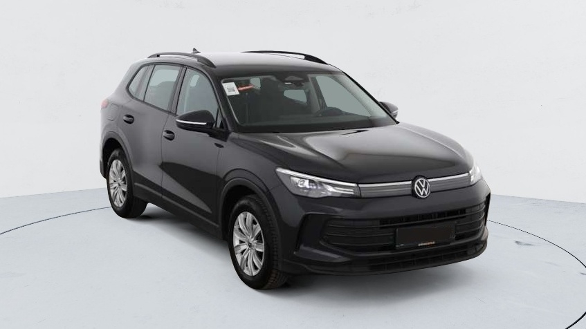 Volkswagen Tiguan — photo 12