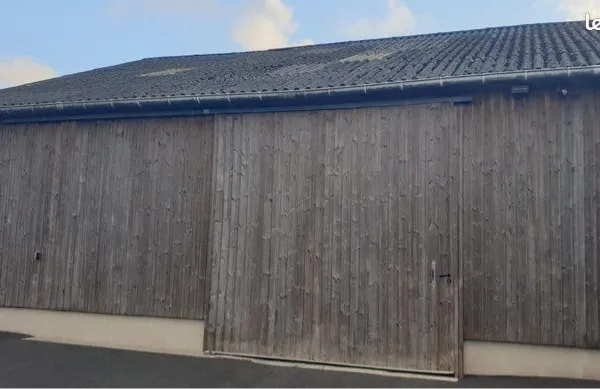 Hangar à louer