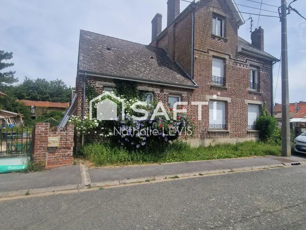 Fermette au carré dans la campagne d'ARRAS dans un village calme