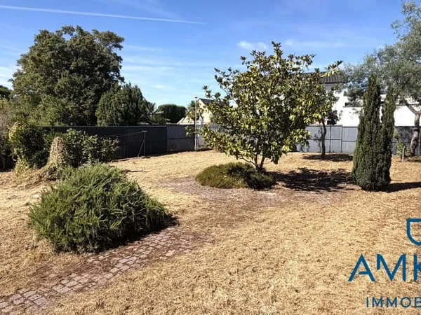 Carquefou centre-ville, terrain 330m2 libre de constructeur
