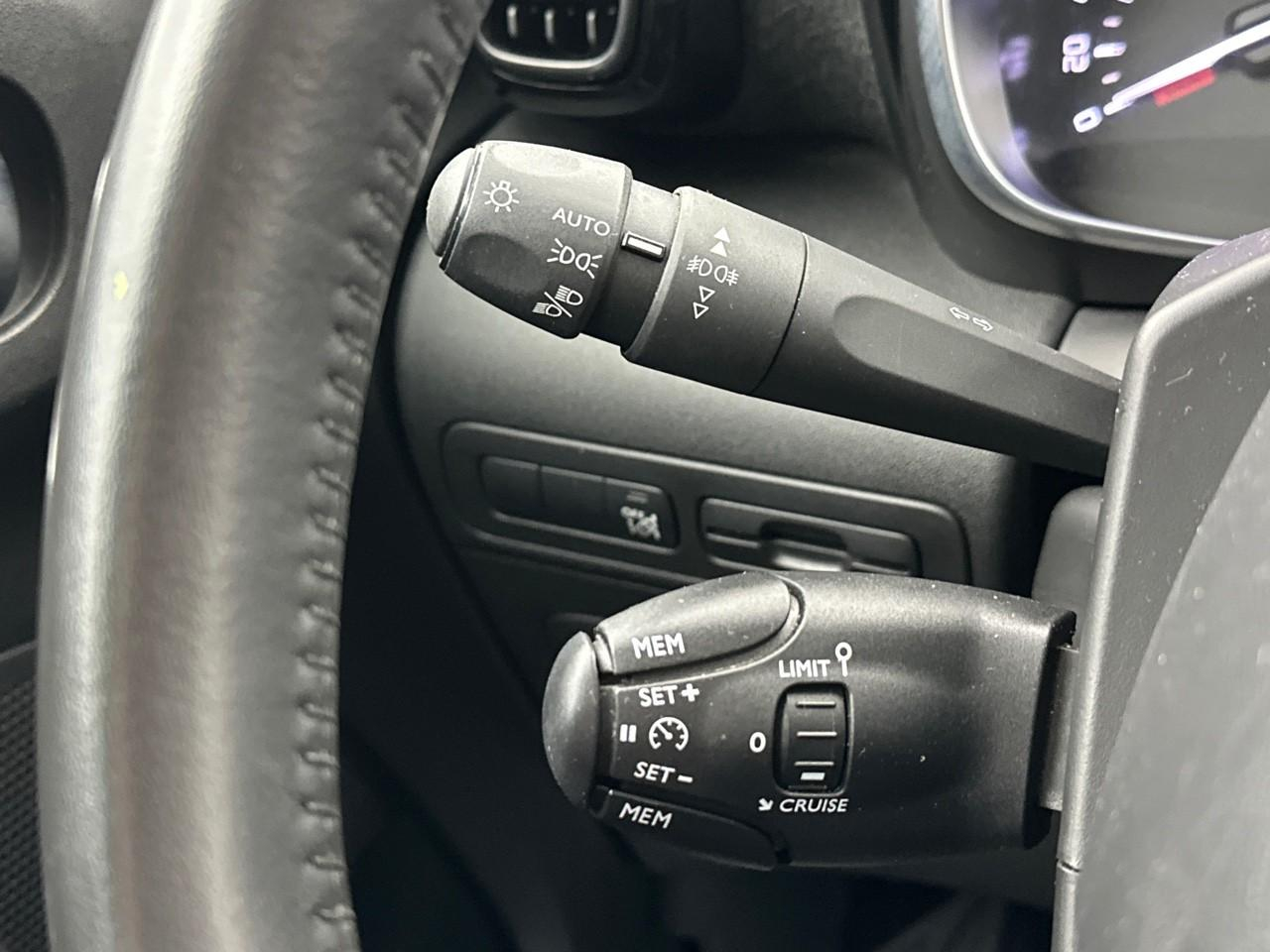 Citroën C3 Aircross puretech 130 s&s eat6 shine pack — photo 17