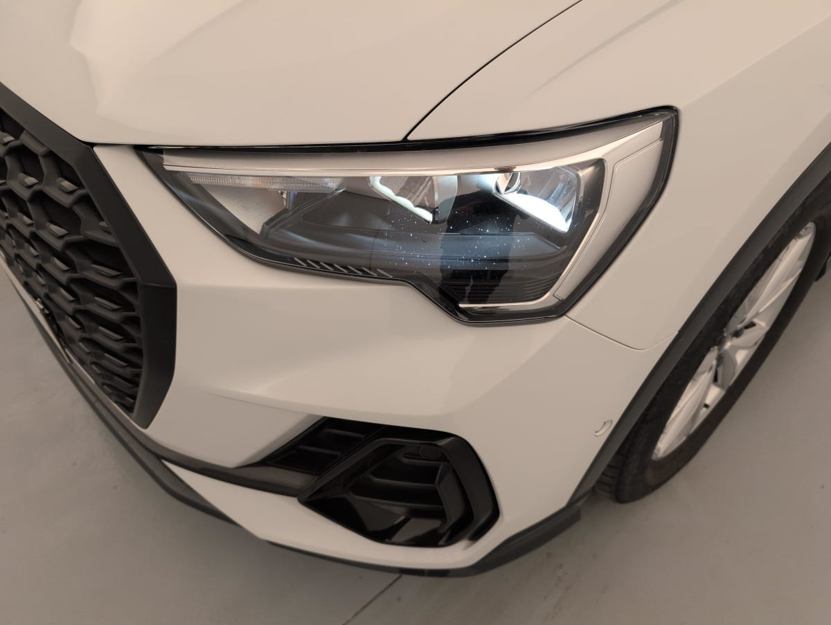Audi Q3 Sportback — photo 22