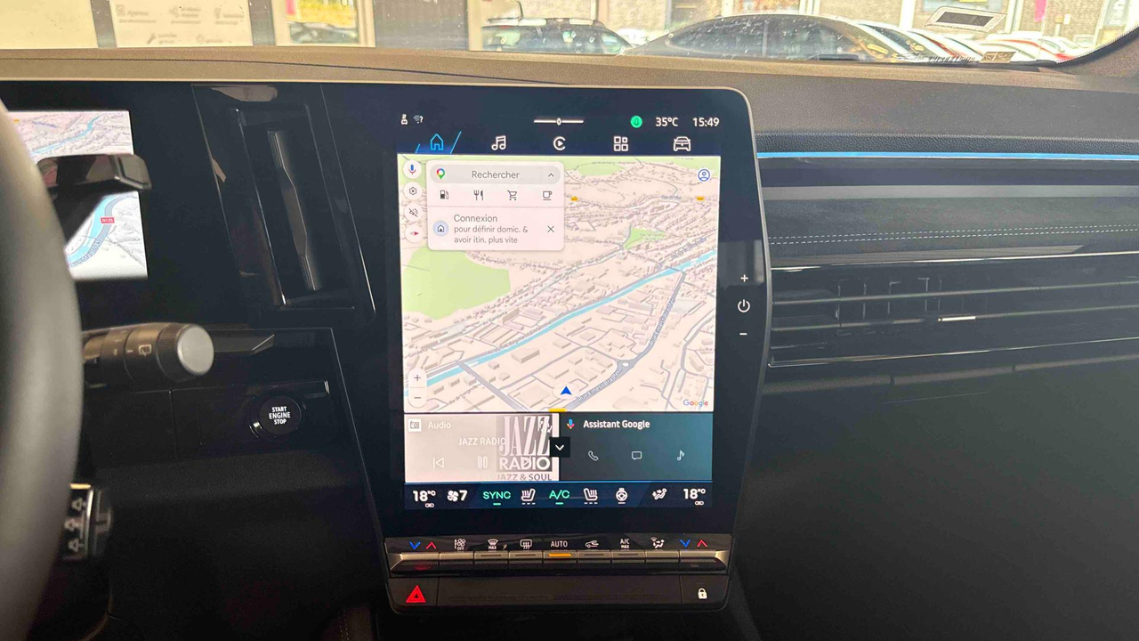 Renault Austral full hybrid E-Tech 200 ch — photo 17