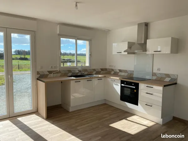 Maison : 88m², 3 chambres + garage, proche de St Porchaire