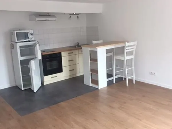 Studio 1 pièce 33 m²