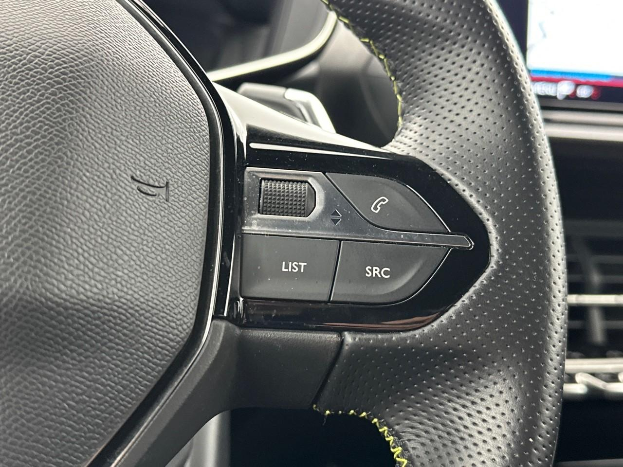 Peugeot 2008 puretech 130 s&s eat8 gt — photo 19
