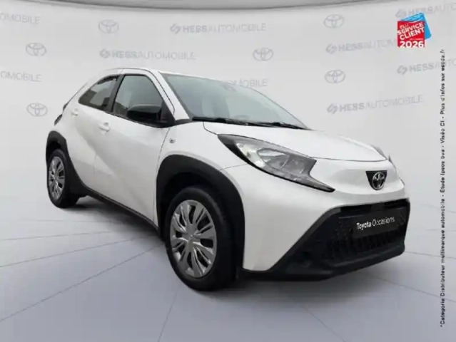 Toyota Aygo x 1.0 vvt-i 72ch dynamic s-cvt my23 — photo 3