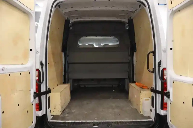 Renault Master ca trac f3500 l2h2 blue dci 150 — photo 75