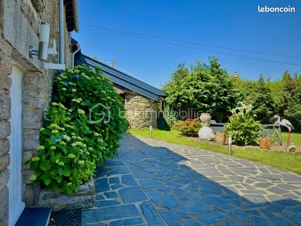 Longère 5 pièces 132 m²