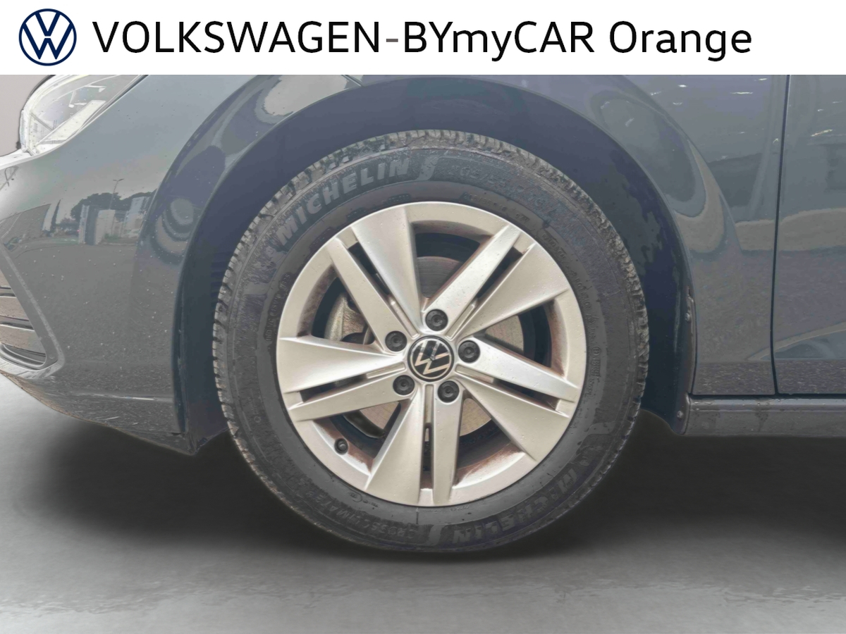 Volkswagen Golf 2.0 TDI SCR 116 DSG7 — photo 17