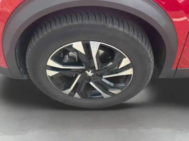 Peugeot 2008 1.2 puretech 130ch s&amp;s gt eat8 — photo 9