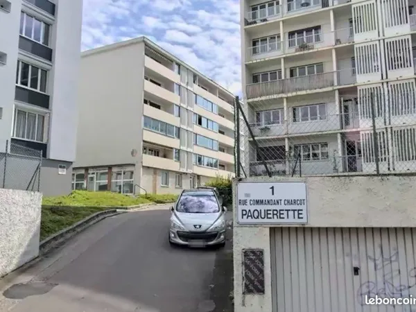 Parking fermé