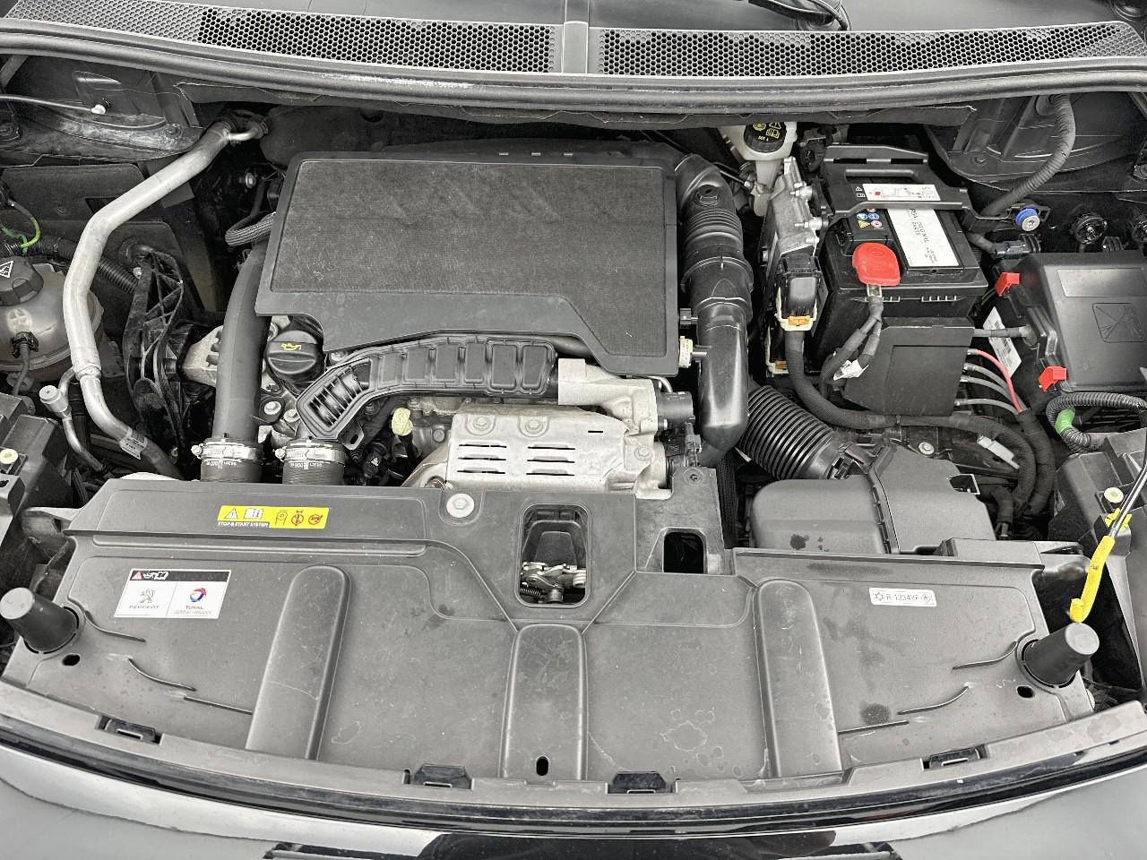 Peugeot 3008 puretech 130ch s&s bvm6 allure pack — photo 13
