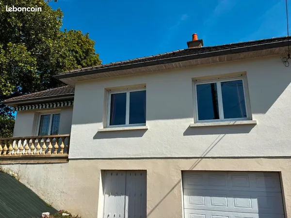 Vend maison 3 chambres Laval ( Bourny)