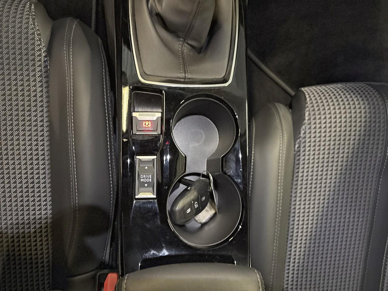 Peugeot 2008 puretech 130 s&s bvm6 gt — photo 25