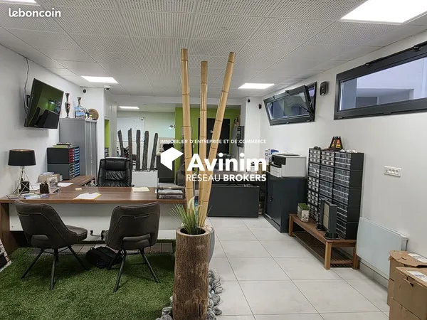 Local commercial 52 m² Juvignac