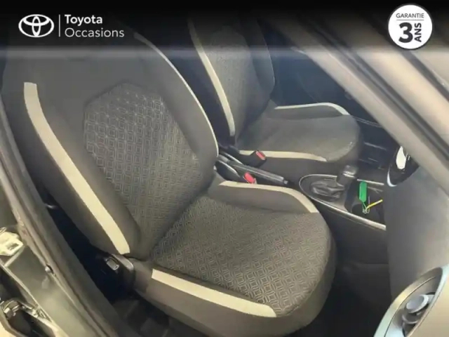Toyota Aygo x 1.0 vvt-i 72ch design s-cvt — photo 6