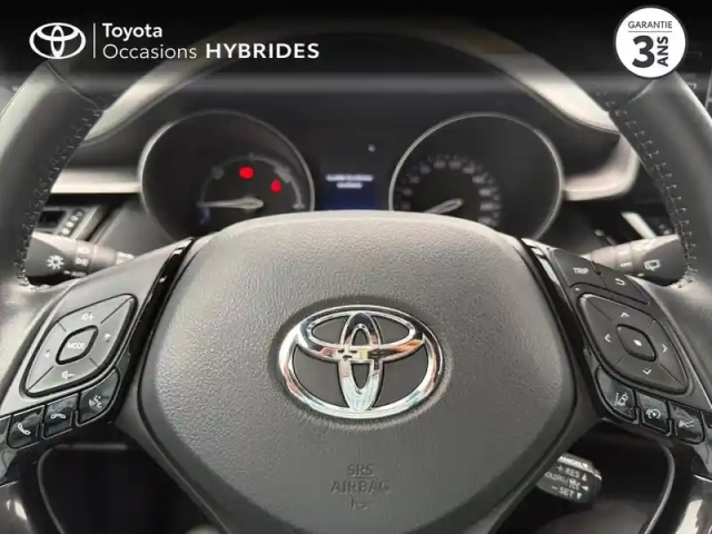 Toyota C-Hr 1.8 hybride 122ch dynamic e-cvt — photo 13