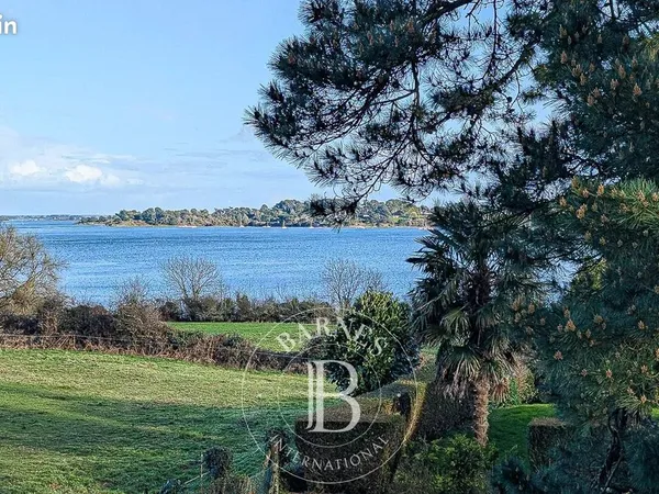 Propriété 8 pièces 150 m²