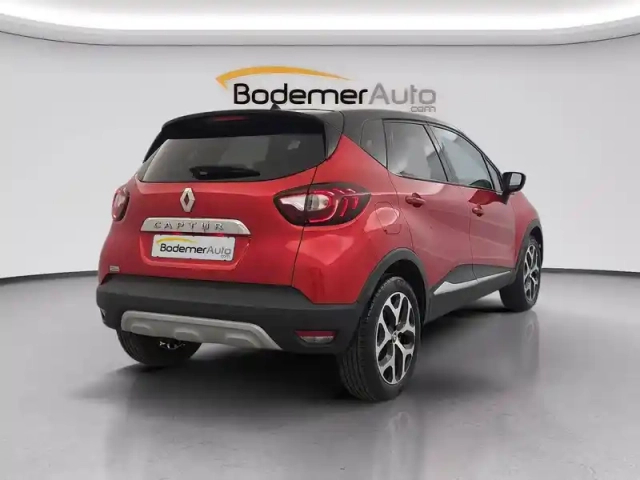 Renault Captur tce 150 fap edc — photo 114