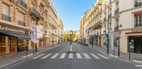 Local commercial 70 m²
