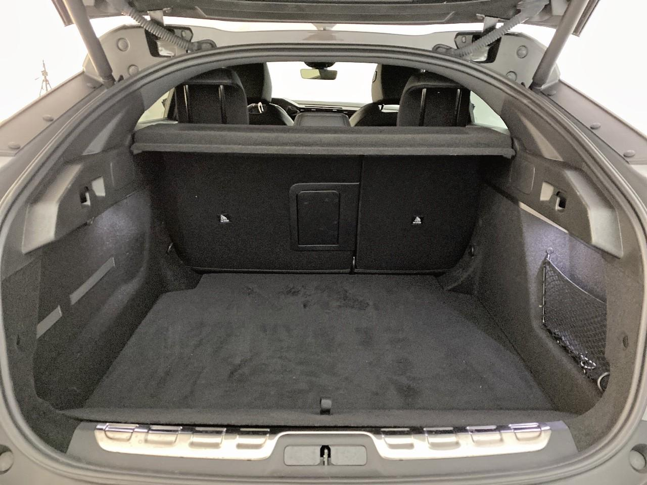 Peugeot 408 hybrid 145 e-dcs6 gt — photo 6