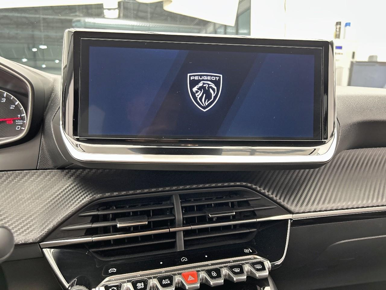 Peugeot 208 100 s&s bvm6 style — photo 11