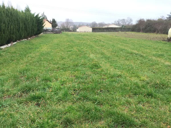 Terrain à bâtir de 833 m² Fontcouverte - Proche Saintes