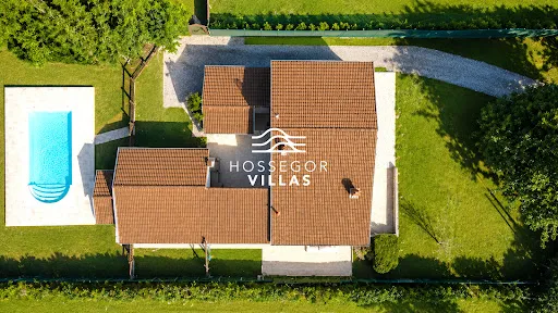 Maison 9 pièces 151 m²