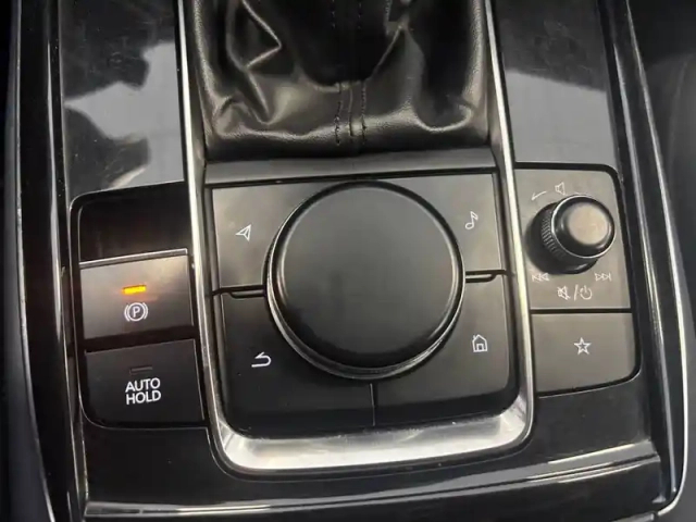 Mazda Cx-30 2.0l skyactiv-g m hybrid 122 ch 4x2 bvm6 — photo 31