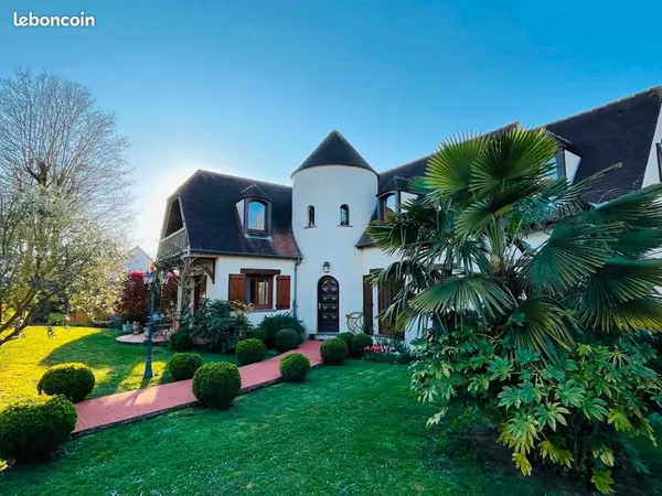 Maison 6 pièces 181 m²